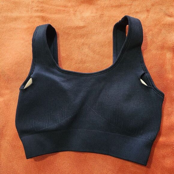 Sports Bra Womens Size Medium Black Padded Stretch B5 - Picture 3 of 6